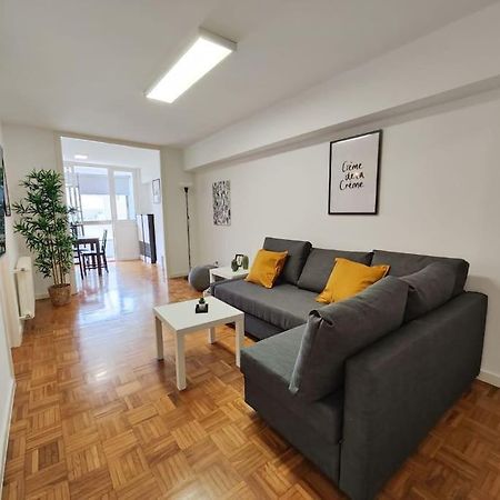 Centro De Vigo Garaje Apartment Bagian luar foto